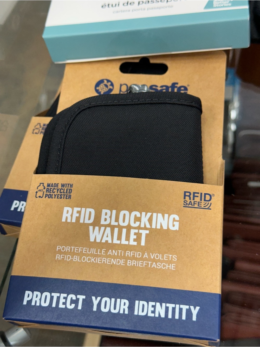 Pacsafe RFID Blocking Wallet - Black